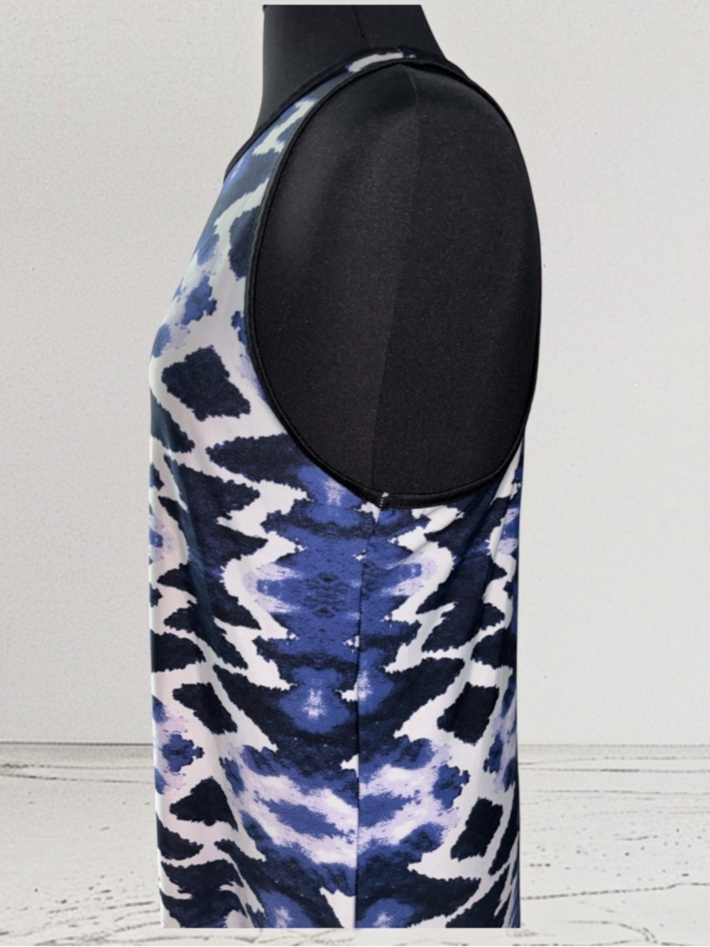 Ninety Blue, Black & White Abstract Print Maxi Dress, P2P:18-19.5”, L:57” - Picture 5 of 12